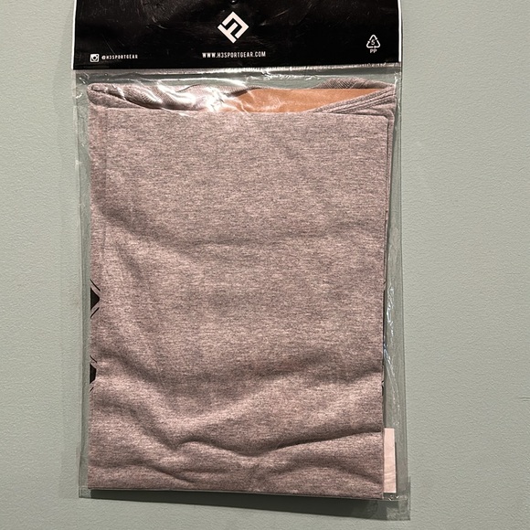 ACDC TEE NEW IN PACKAGING - Picture 2 of 3